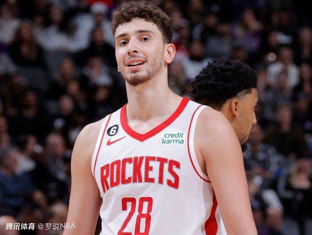 2025-03-27 比伯夫妇现身加州迪士尼游玩！